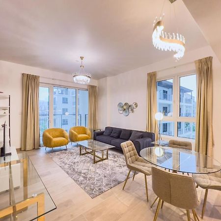 Lovely 2-Bedroom Vacation Home Near Beachドバイ エクステリア 写真