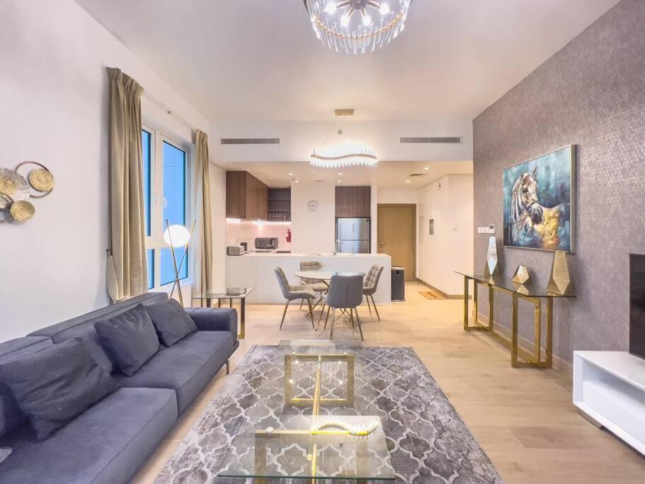 Lovely 2-Bedroom Vacation Home Near Beachドバイ エクステリア 写真